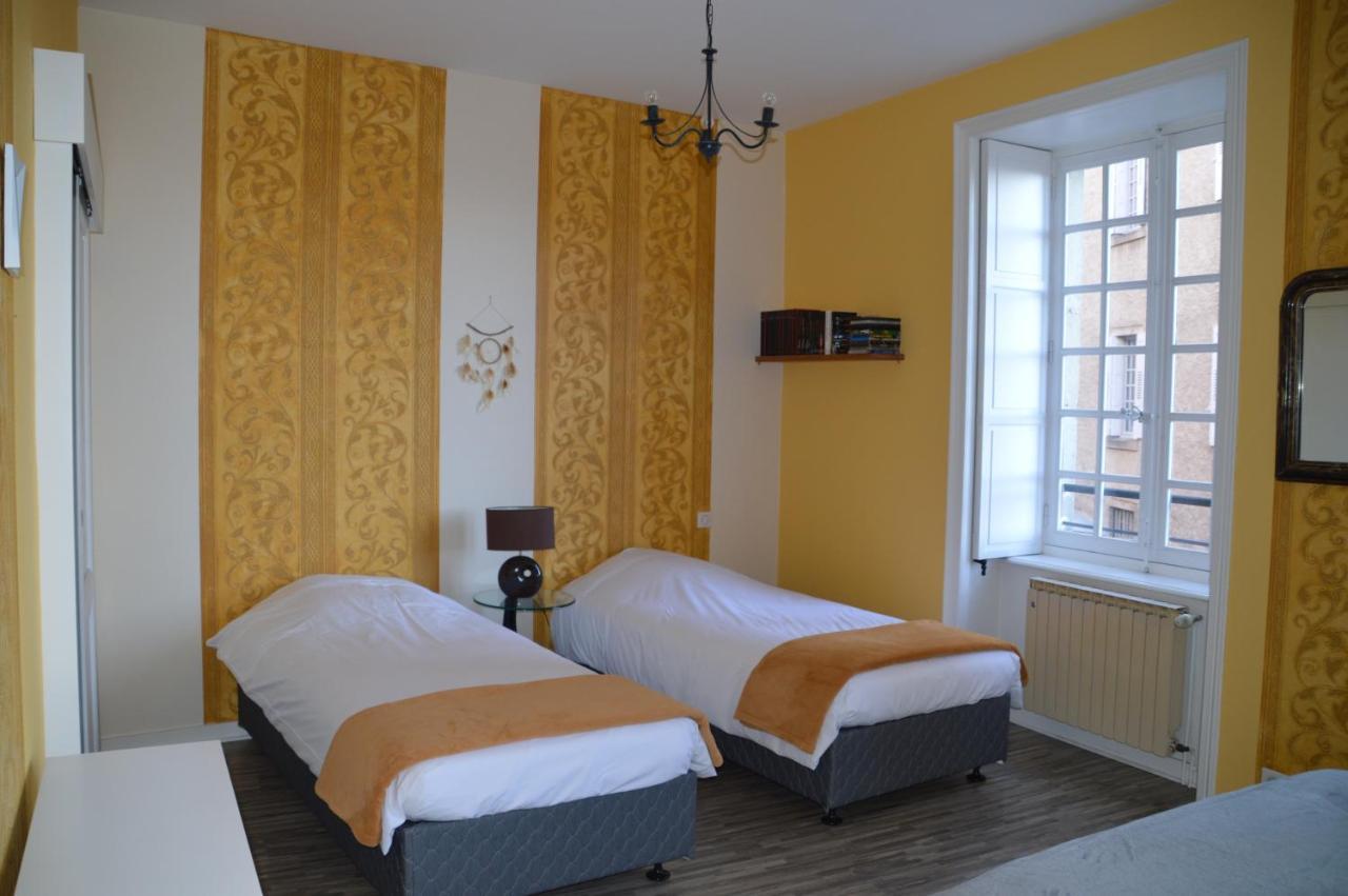 Maison Au Loup - Superbe Ancien Hotel Particulier Du Xvie Siecle Au Coeur De La Vieille Ville Du Puy Le Puy-en-Velay Ngoại thất bức ảnh
